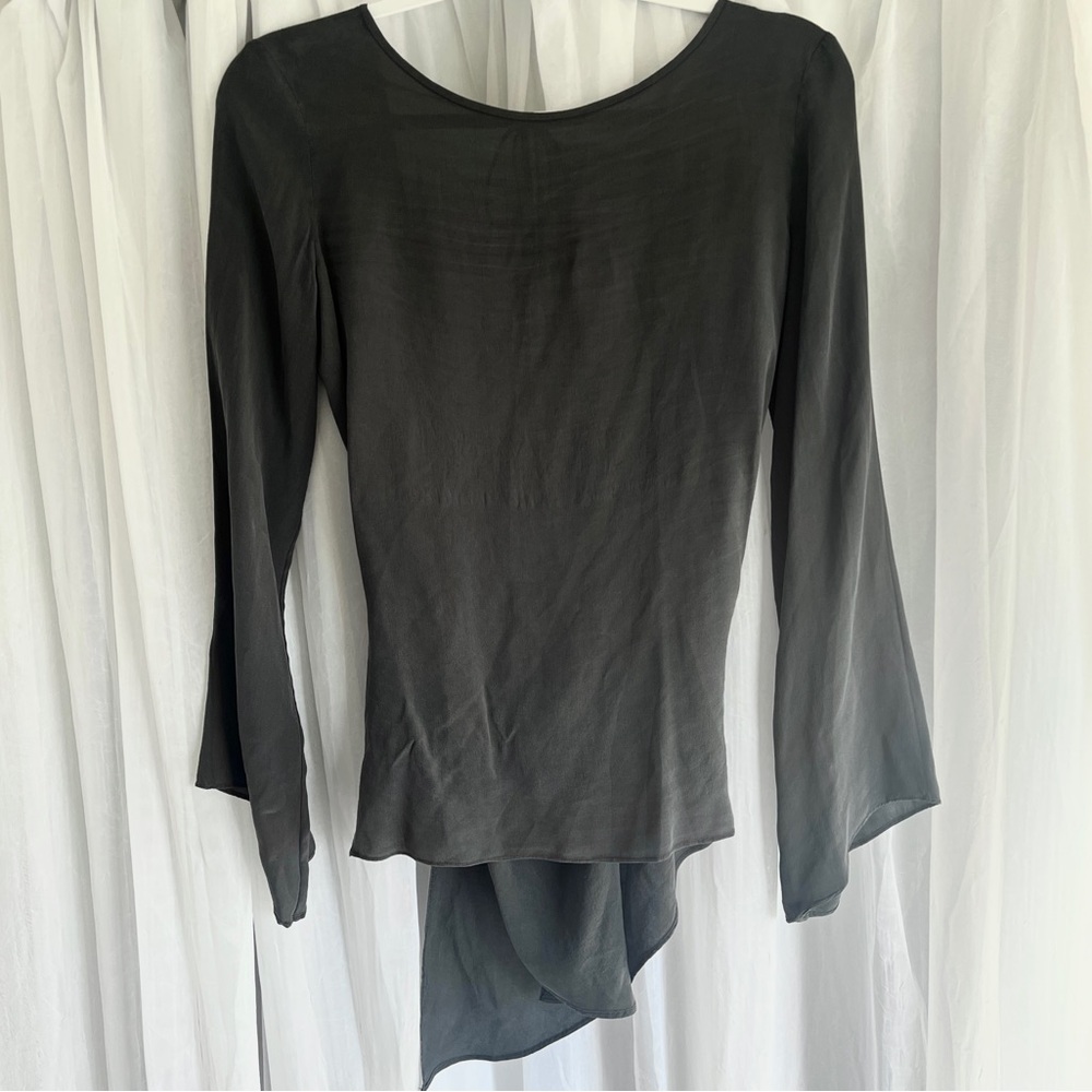 🩶Zara // Silk Asymmetrical Top🩶